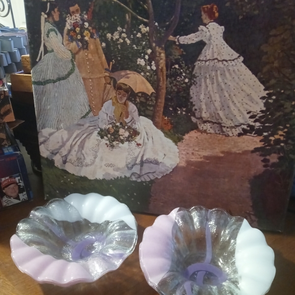 Murano 4 Opalescent Glass Dish 🍎🍒🍓🫐Scalloped Edge  Vintage,Nice Gift. - Picture 9 of 15